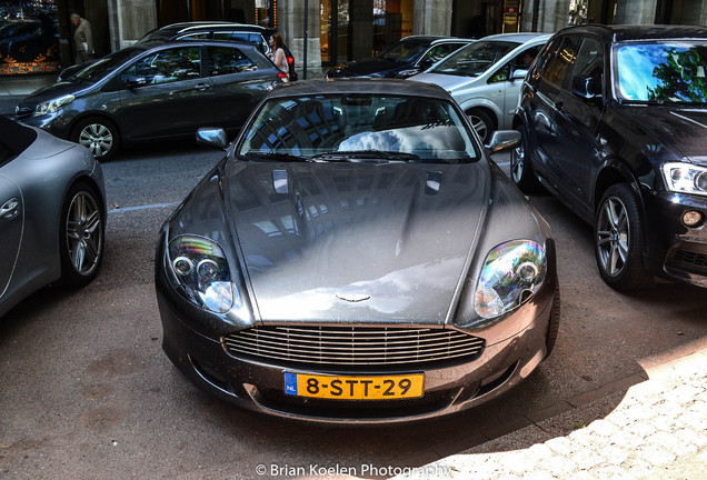 Aston Martin DB9