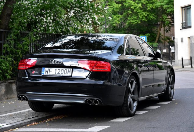 Audi S8 D4