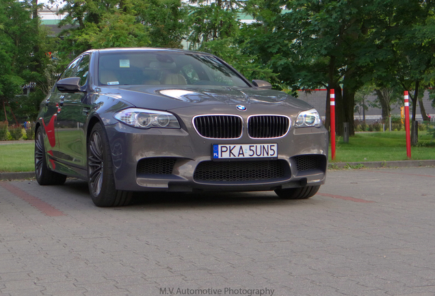 BMW M5 F10 2011