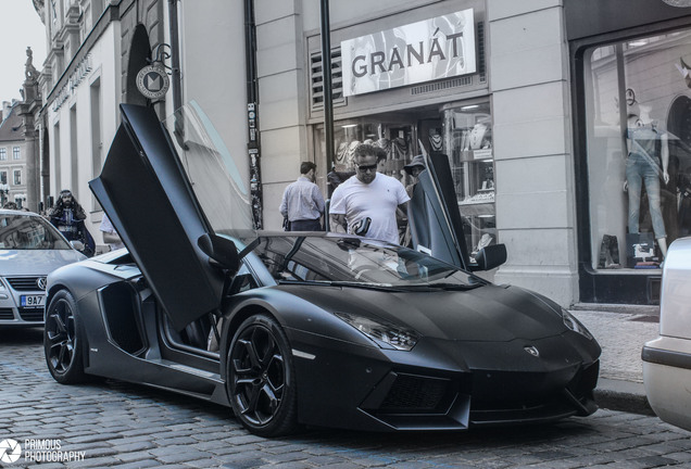 Lamborghini Aventador LP700-4