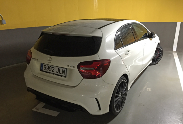 Mercedes-AMG A 45 W176 2015