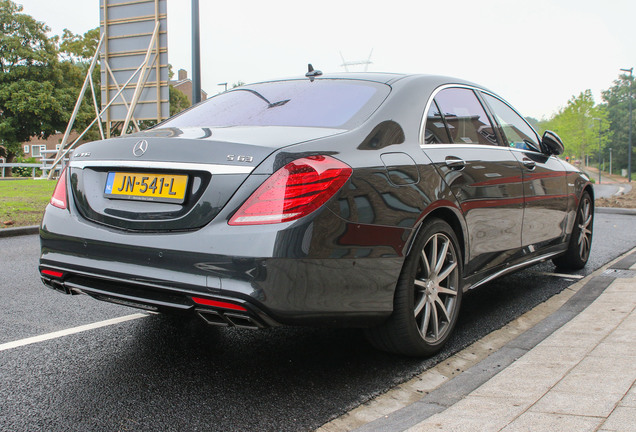 Mercedes-AMG S 63 V222