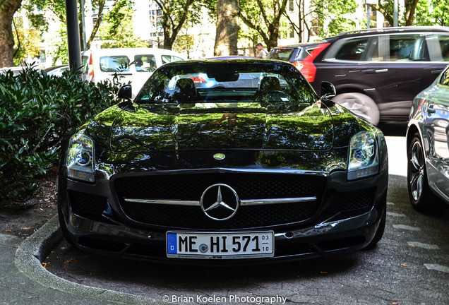 Mercedes-Benz SLS AMG