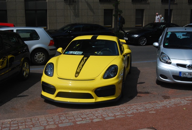 Porsche 981 Cayman GT4