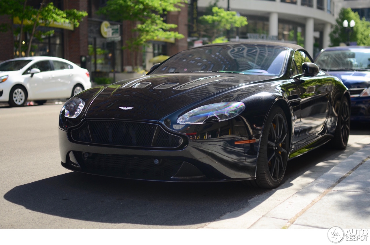 Aston Martin V12 Vantage S Roadster