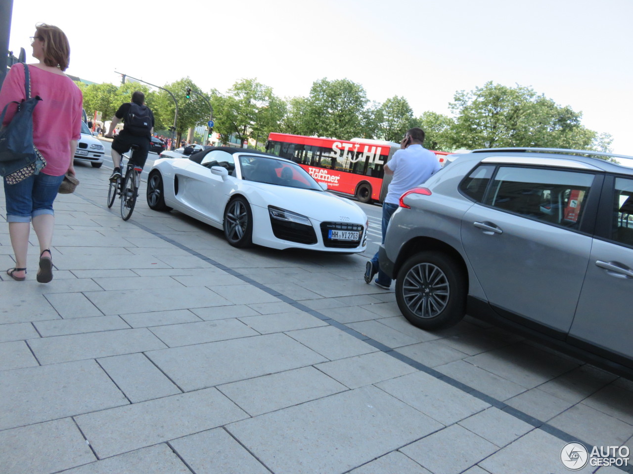 Audi R8 V8 Spyder 2013