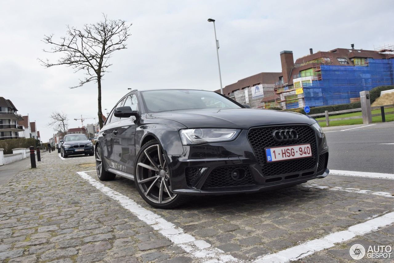 Audi RS4 Avant B8