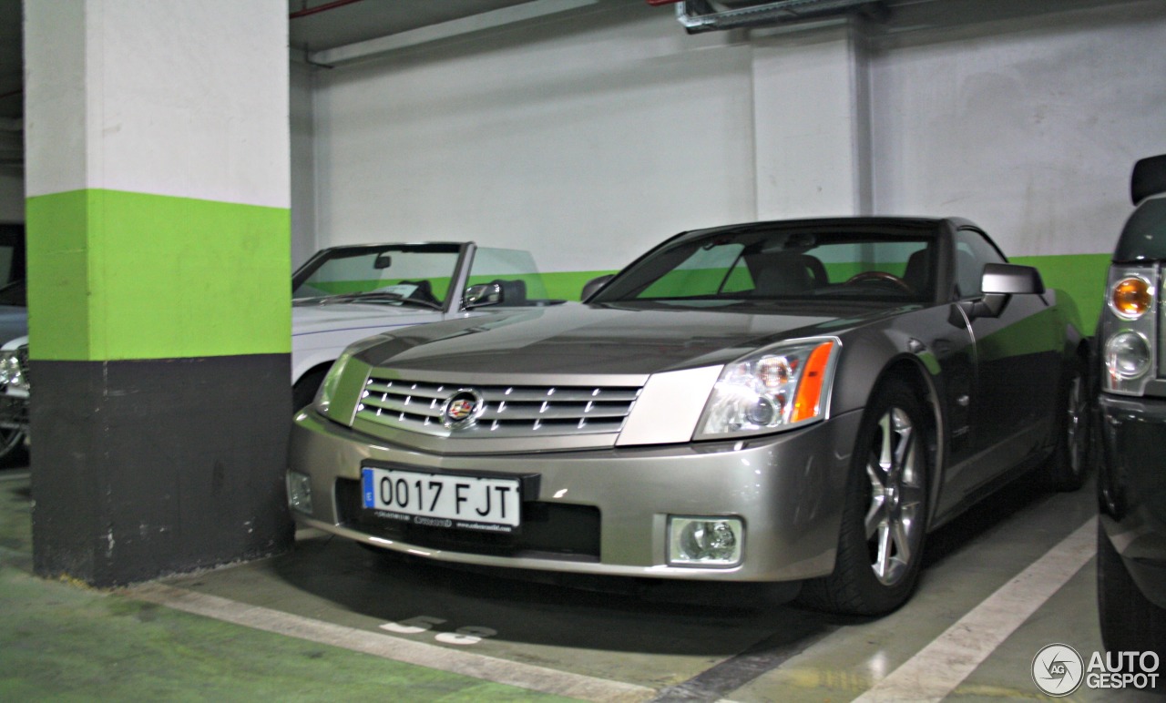 Cadillac XLR