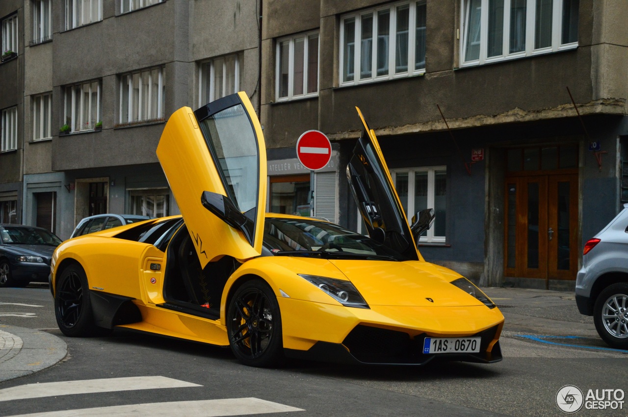 Lamborghini Murciélago LP670-4 SuperVeloce