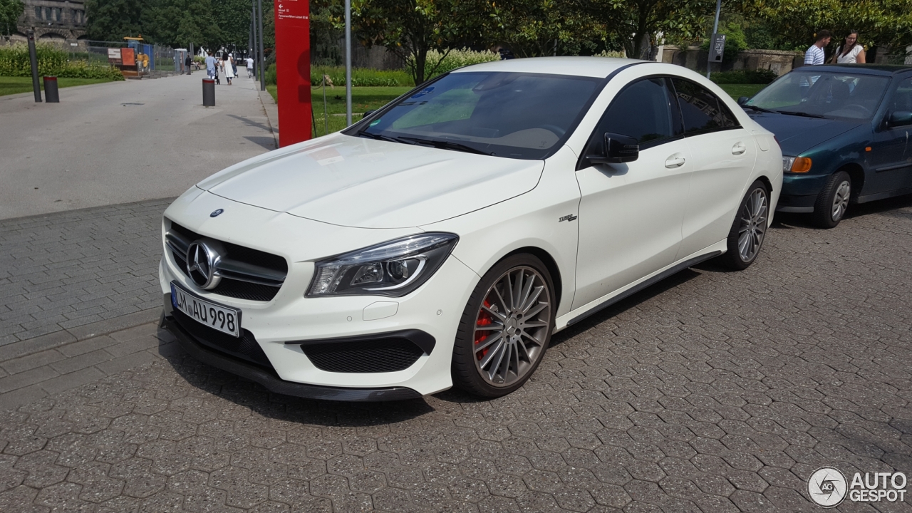 Mercedes-Benz CLA 45 AMG C117