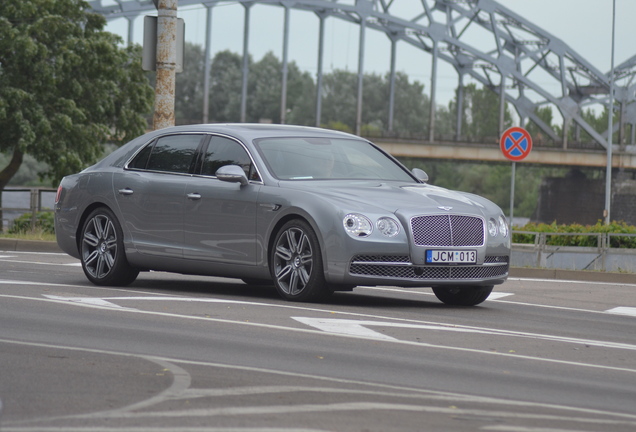 Bentley Flying Spur W12