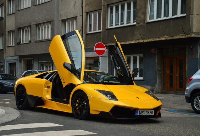 Lamborghini Murciélago LP670-4 SuperVeloce