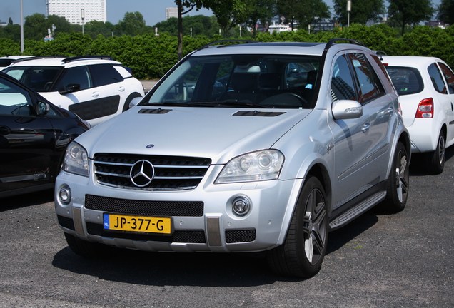 Mercedes-Benz ML 63 AMG W164