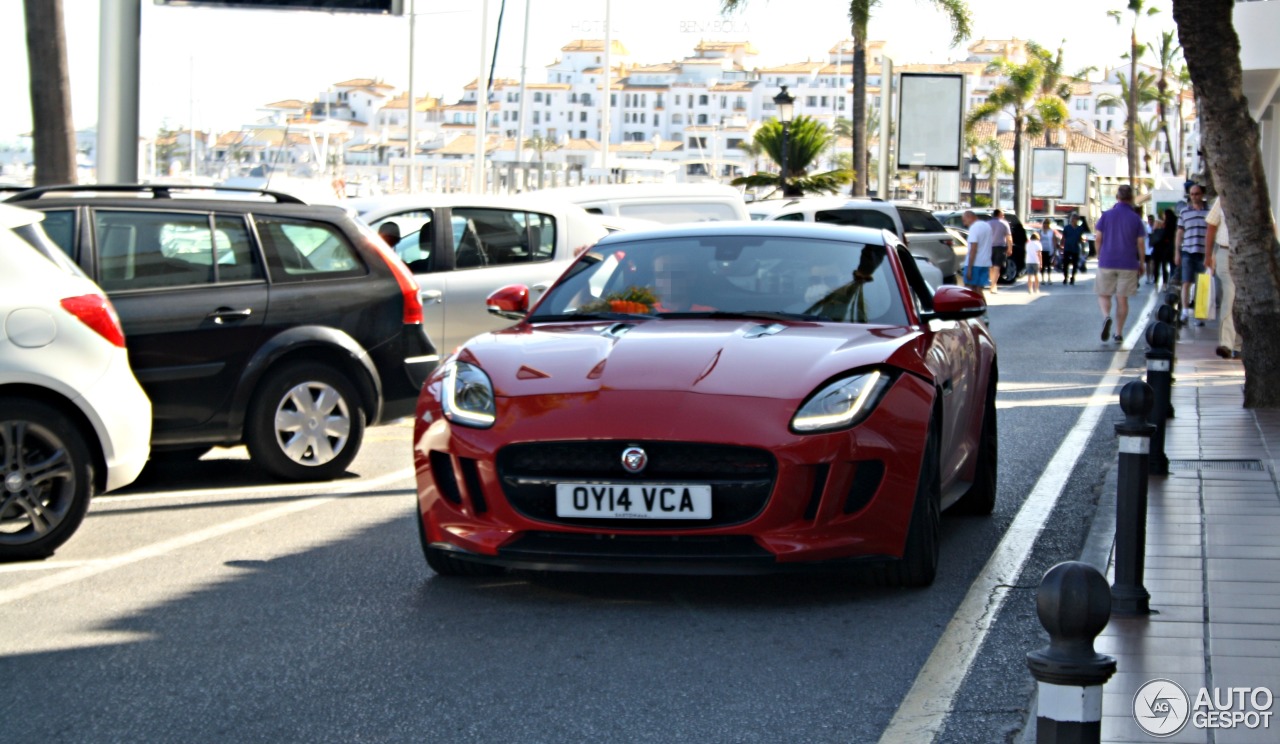 Jaguar F-TYPE R Coupé