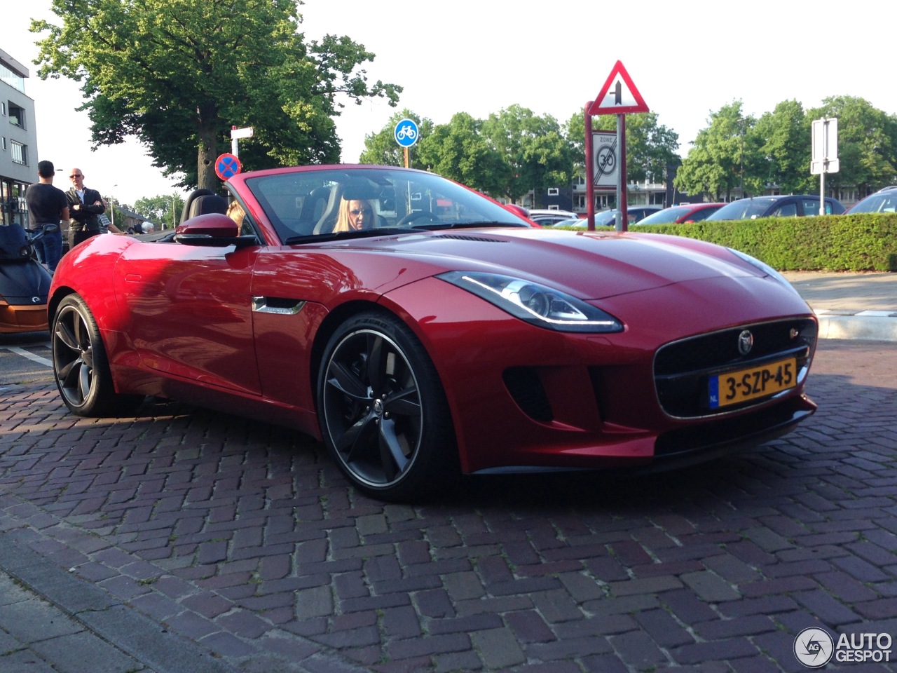 Jaguar F-TYPE S Convertible