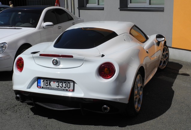 Alfa Romeo 4C Coupé