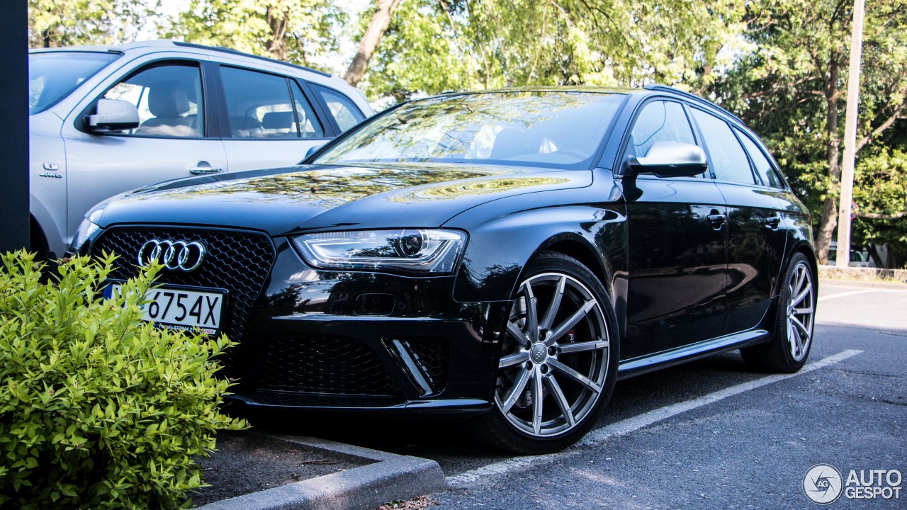 Audi RS4 Avant B8