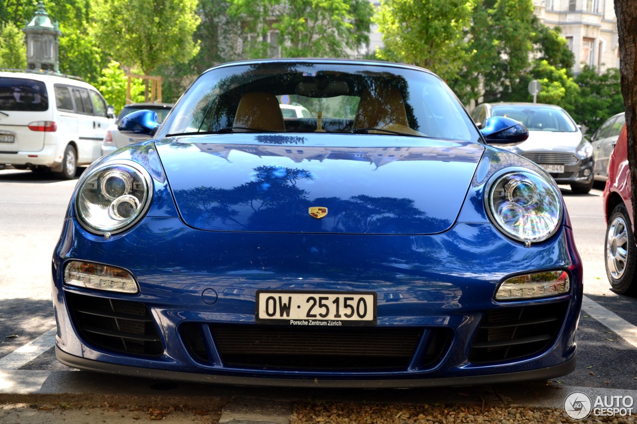 Porsche 997 Carrera 4 GTS Cabriolet