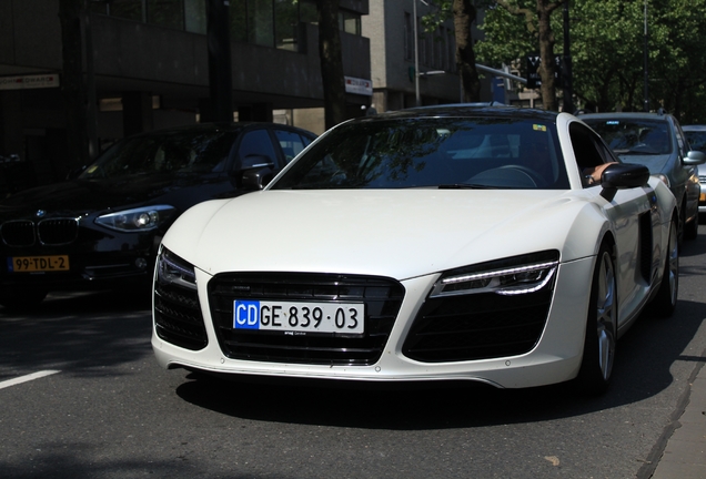 Audi R8 V10 2013