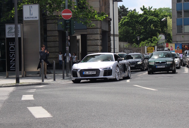 Audi R8 V10 Plus 2015