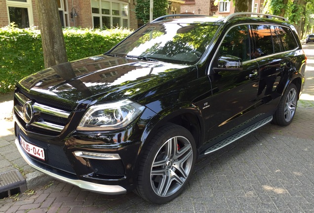 Mercedes-Benz GL 63 AMG X166