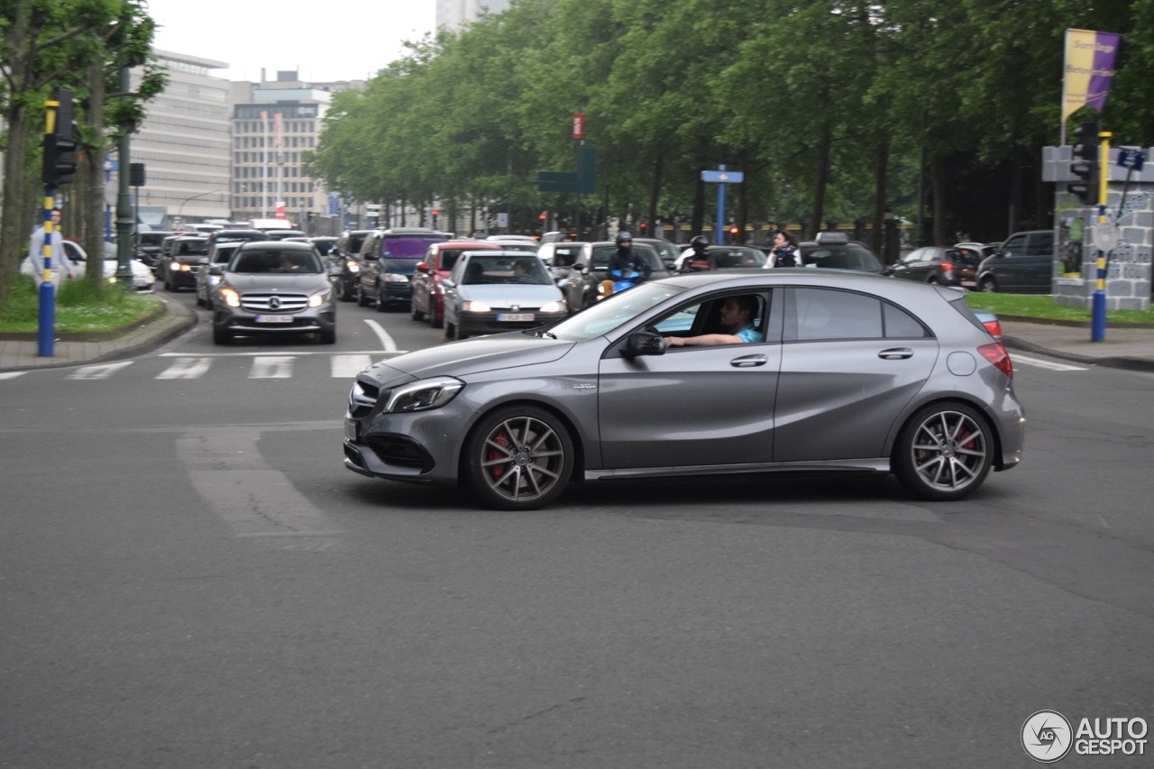 Mercedes-AMG A 45 W176 2015