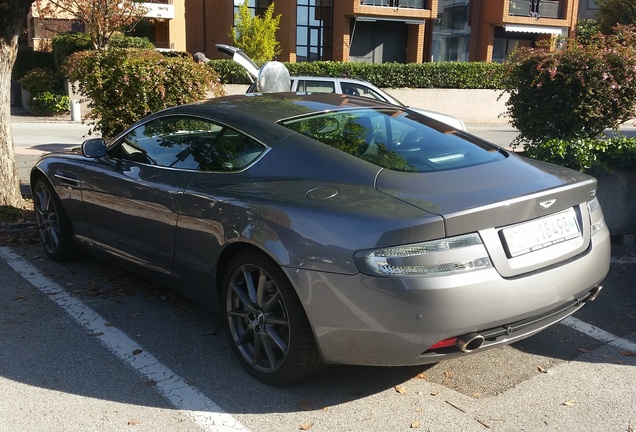 Aston Martin DB9