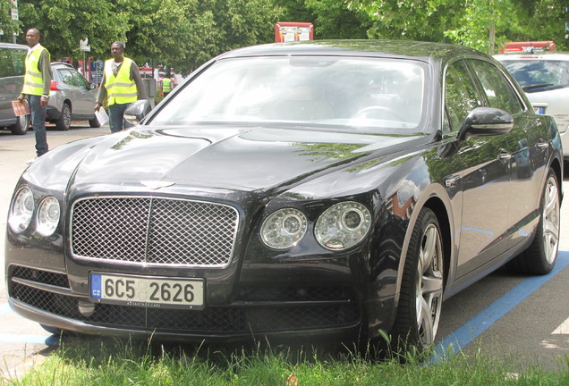 Bentley Flying Spur V8