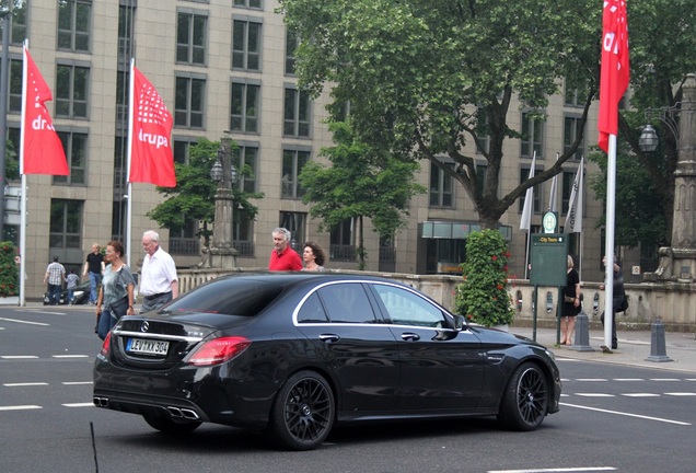 Mercedes-AMG C 63 W205