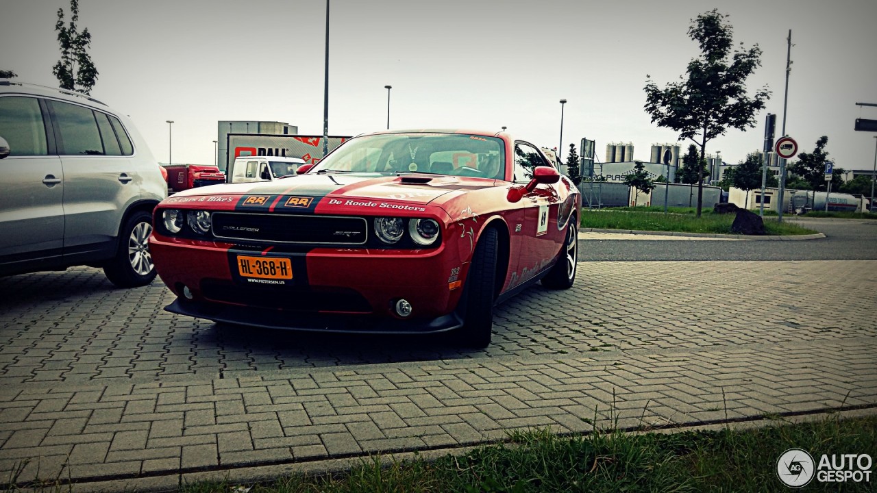 Dodge Challenger SRT-8 392