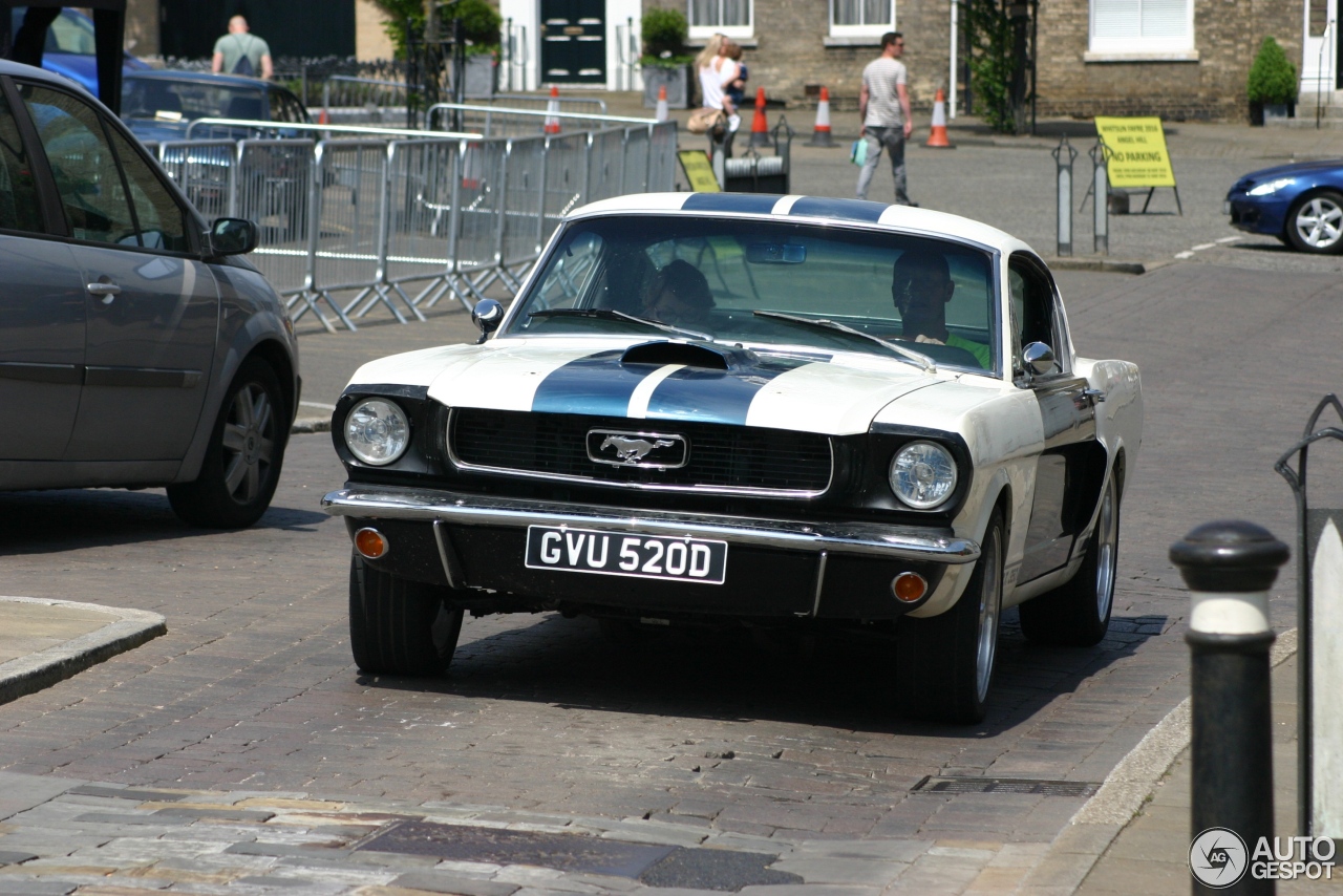 Ford Mustang Shelby G.T. 350