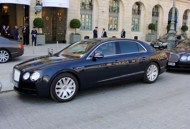 Bentley Flying Spur V8