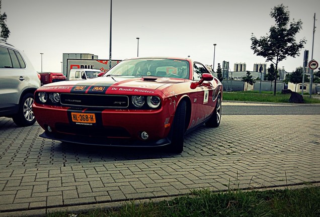 Dodge Challenger SRT-8 392