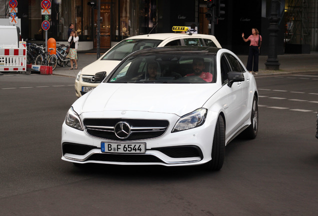 Mercedes-Benz CLS 63 AMG C218 2015