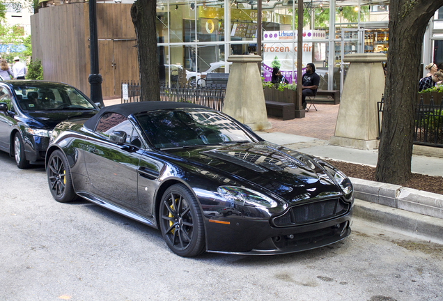 Aston Martin V12 Vantage S Roadster