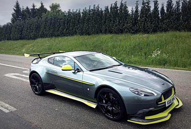 Aston Martin Vantage GT8