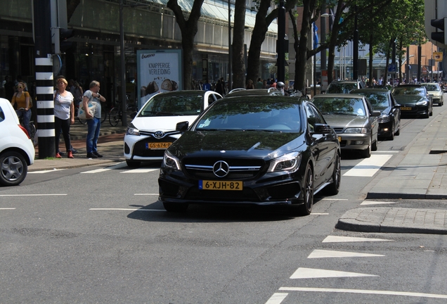 Mercedes-Benz CLA 45 AMG C117