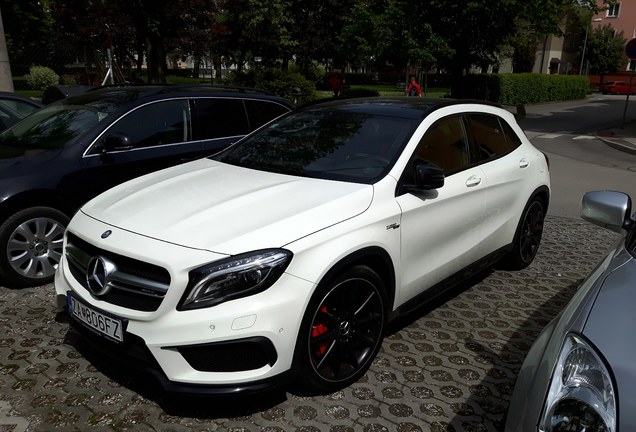 Mercedes-Benz GLA 45 AMG X156