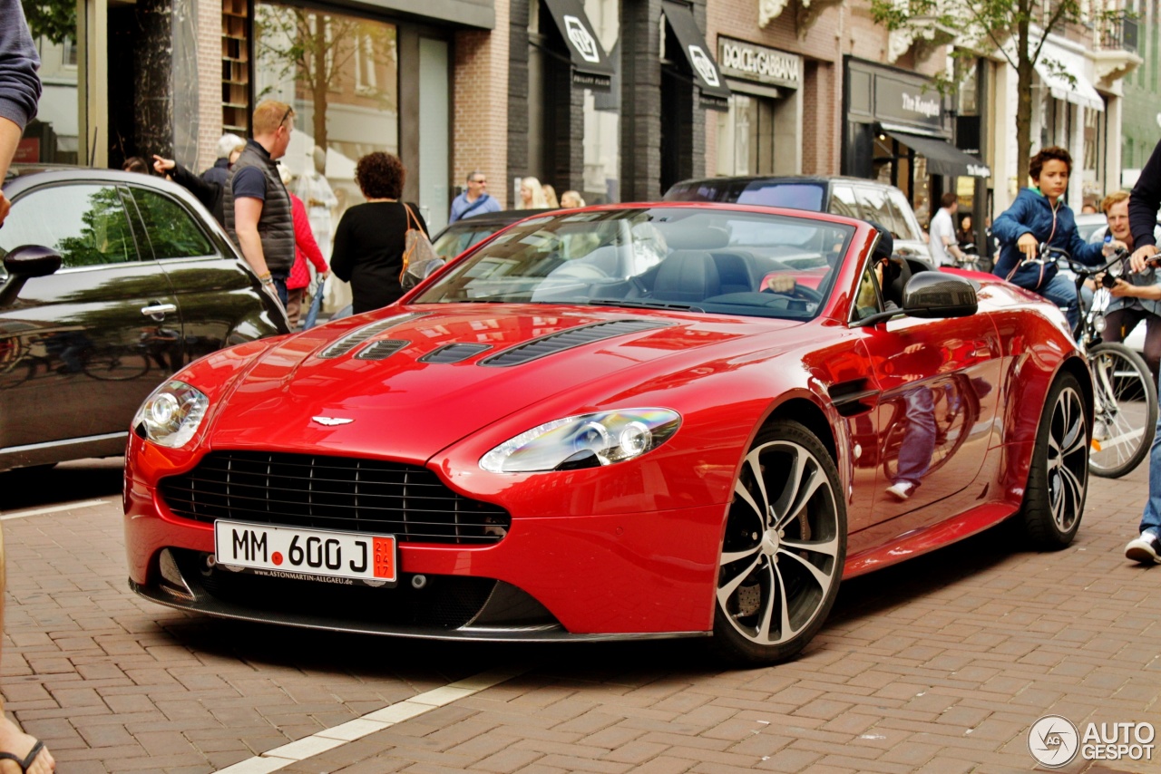 Aston Martin V12 Vantage Roadster