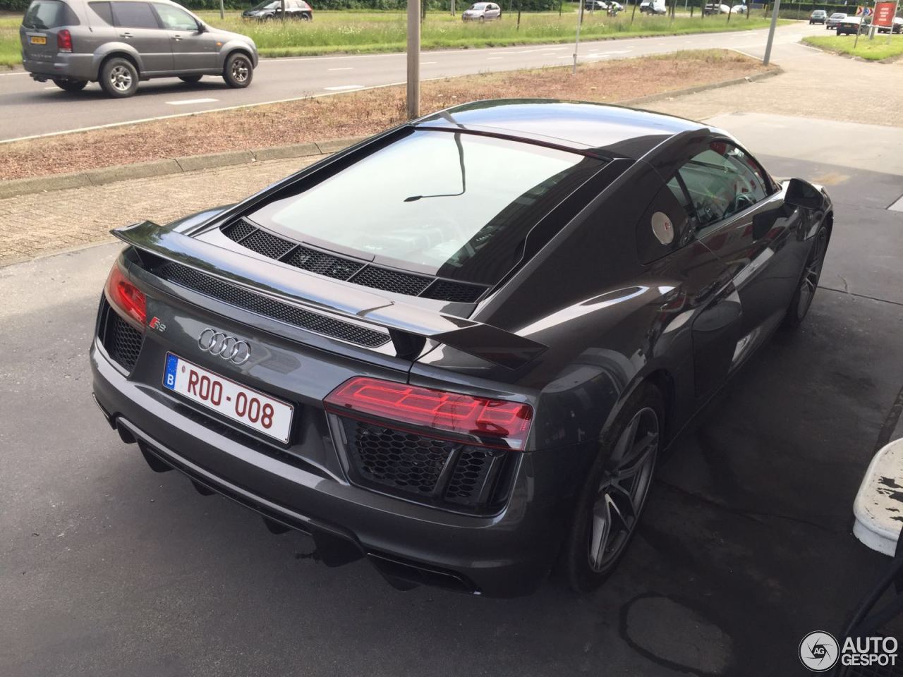 Audi R8 V10 Plus 2015