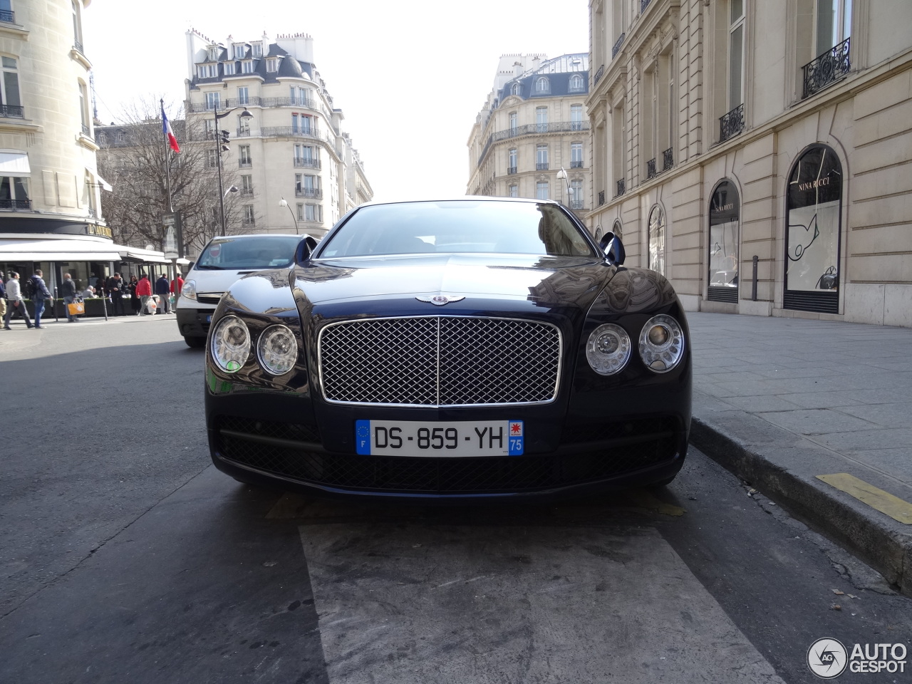 Bentley Flying Spur V8