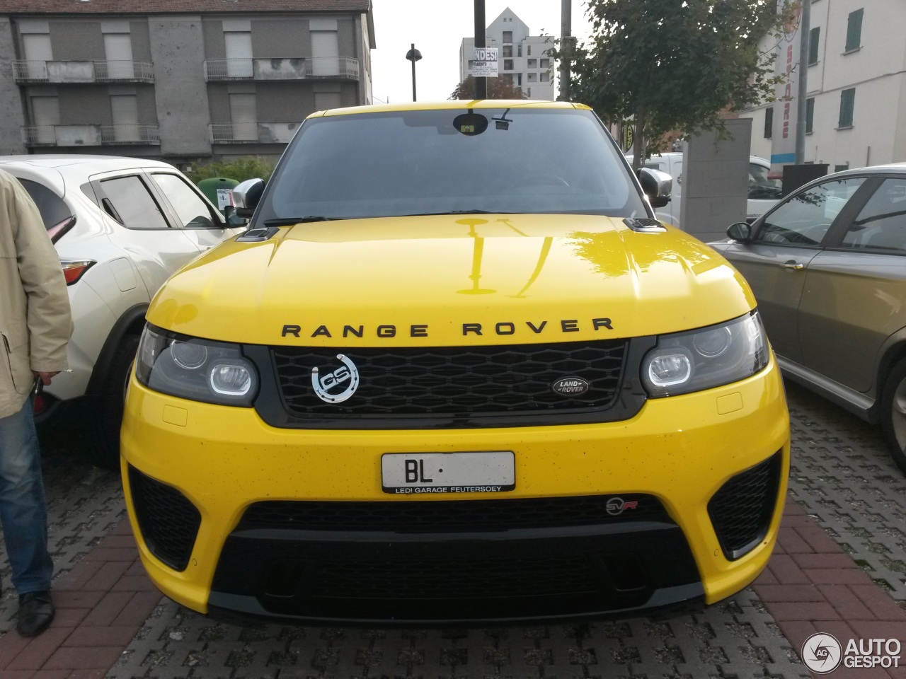 Land Rover Range Rover Sport SVR