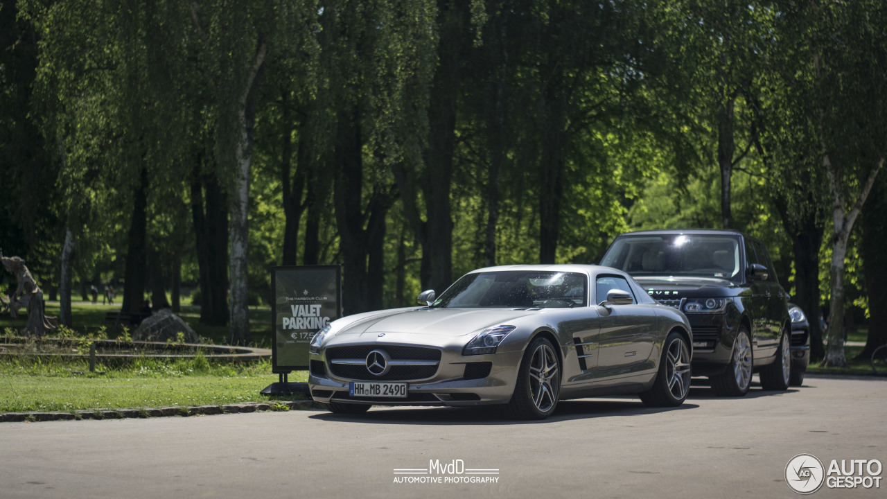 Mercedes-Benz SLS AMG