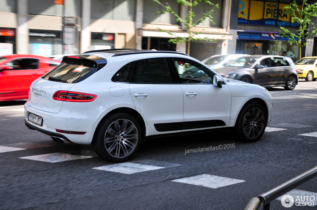 Porsche 95B Macan Turbo