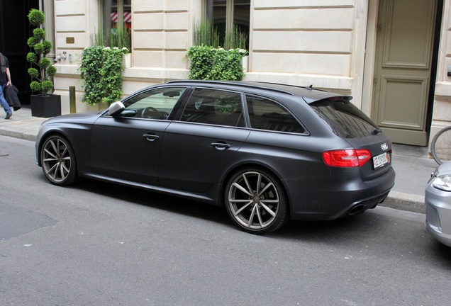 Audi RS4 Avant B8