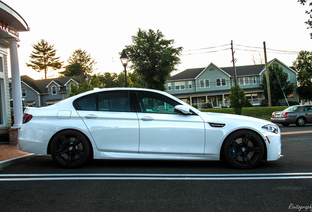 BMW M5 F10 2014