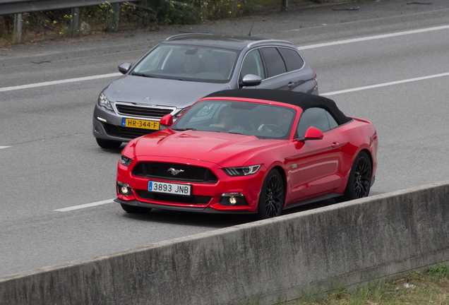 Ford Mustang GT Convertible 2015