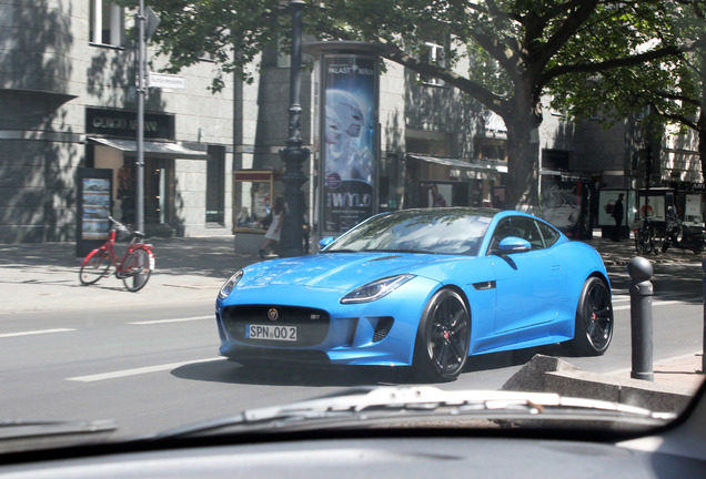 Jaguar F-TYPE S Coupé British Design Edition