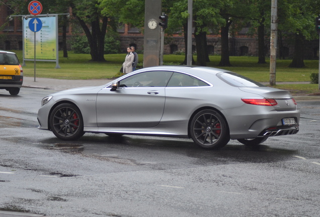 Mercedes-Benz S 63 AMG Coupé C217