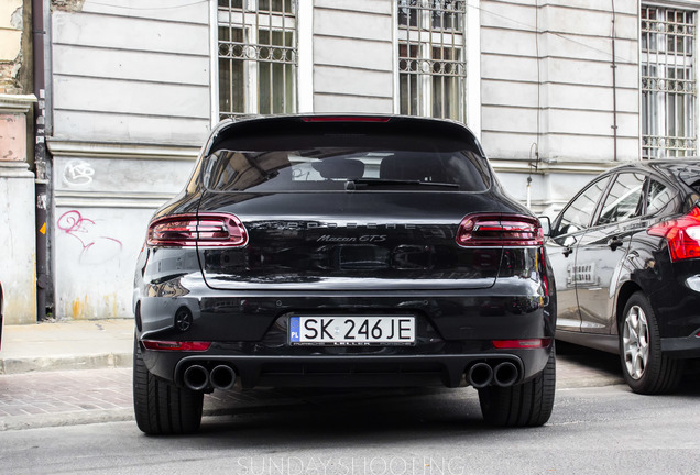 Porsche 95B Macan GTS